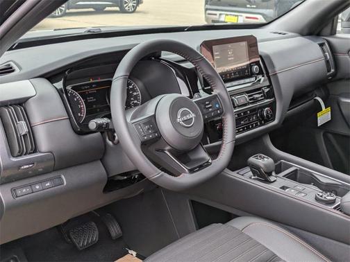 2025 Nissan Pathfinder Rock Creek