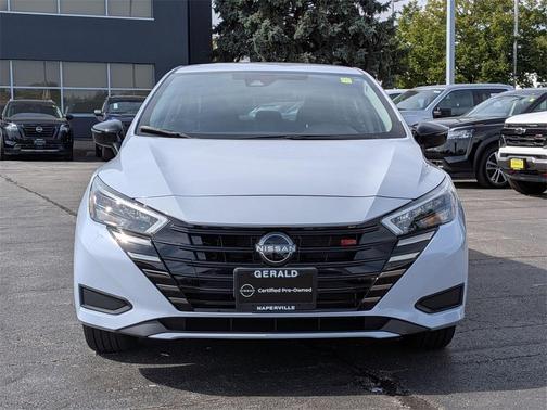 2024 Nissan Versa 1.6 SR