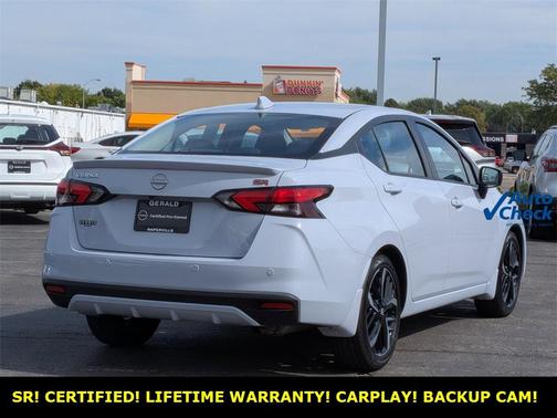 2024 Nissan Versa 1.6 SR