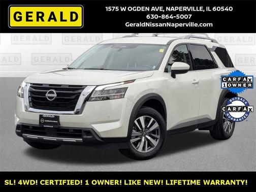 2024 Nissan Pathfinder SL