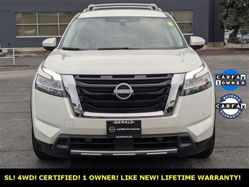 2024 Nissan Pathfinder SL