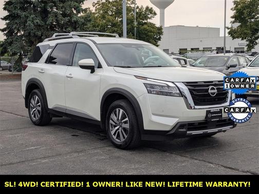 2024 Nissan Pathfinder SL