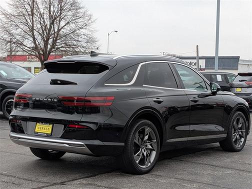 2023 Genesis Electrified GV70 Advanced