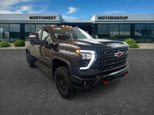 Black 2024 Chevrolet Silverado 2500 ZR2