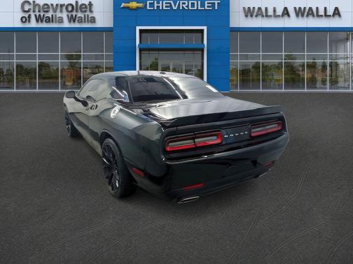 Pitch Black Clearcoat 2021 Dodge Challenger SXT