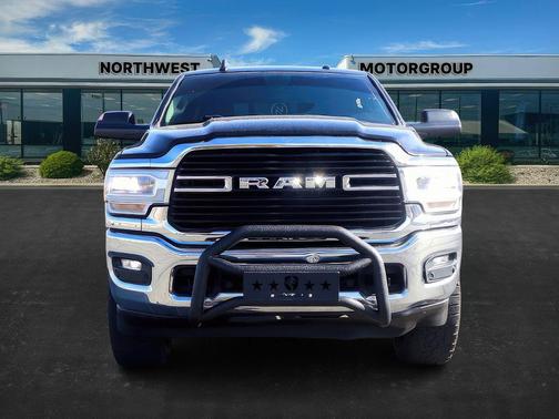 2019 RAM 2500 Big Horn Crew Cab 4x4 6'4' Box
