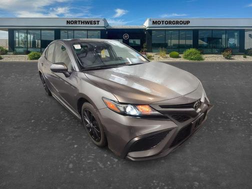 Pre-Dawn Grey Mica 2024 Toyota Camry SE