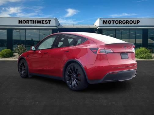 2022 Tesla Model Y Performance Dual Motor All-Wheel Drive