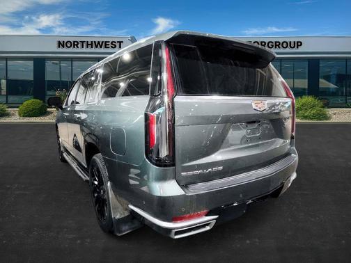 2023 Cadillac Escalade ESV Premium Luxury