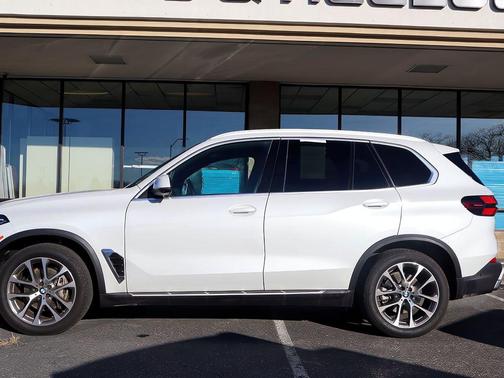 2024 BMW X5 xDrive40i