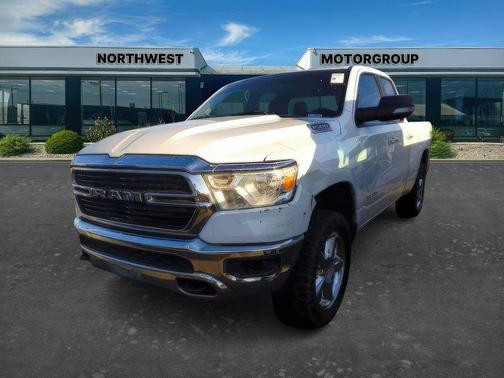 Bright White Clearcoat 2020 RAM 1500 Big Horn/Lone Star