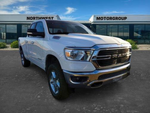 Bright White Clearcoat 2020 RAM 1500 Big Horn/Lone Star
