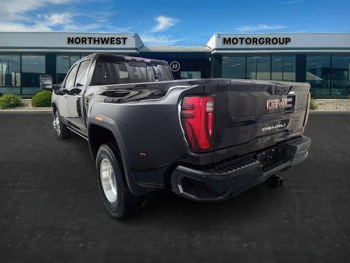 2024 GMC Sierra 3500 Denali