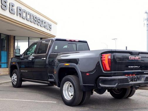 2024 GMC Sierra 3500 Denali