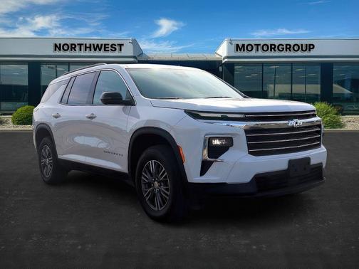 2024 Chevrolet Traverse LT