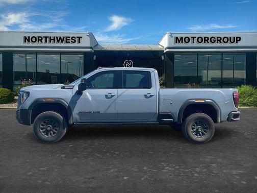 Thunderstorm Grey 2024 GMC Sierra 2500 AT4X