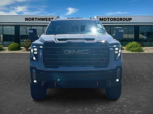 Thunderstorm Grey 2024 GMC Sierra 2500 AT4X