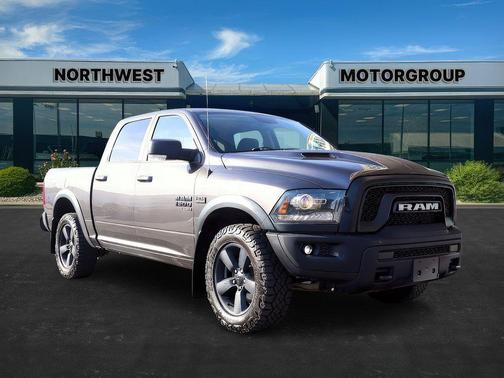 2019 RAM 1500 SLT