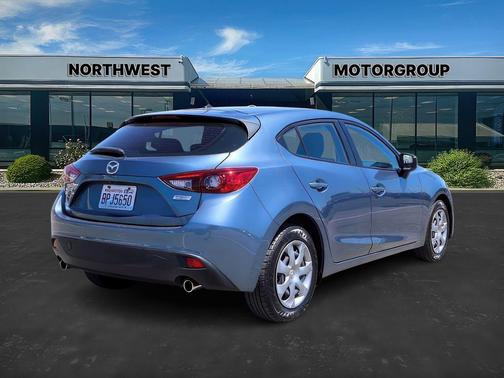 2016 Mazda Mazda3 i Sport