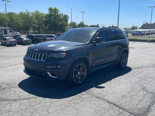 Brilliant Black Crystal Pearlcoat 2014 Jeep Grand Cherokee SRT