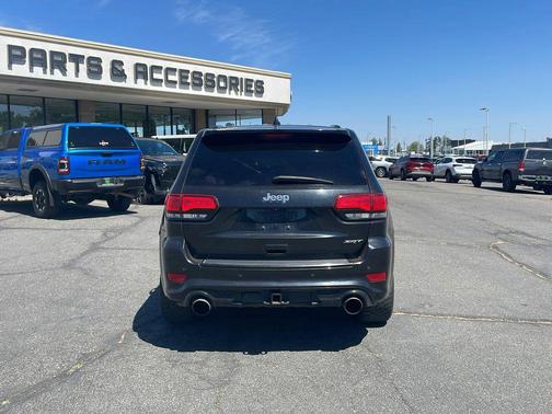 Brilliant Black Crystal Pearlcoat 2014 Jeep Grand Cherokee SRT