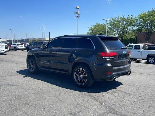 Brilliant Black Crystal Pearlcoat 2014 Jeep Grand Cherokee SRT