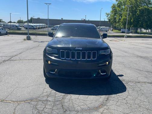 Brilliant Black Crystal Pearlcoat 2014 Jeep Grand Cherokee SRT