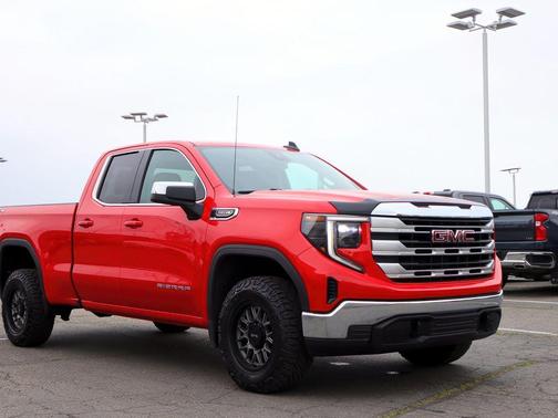 2023 GMC Sierra 1500 SLE