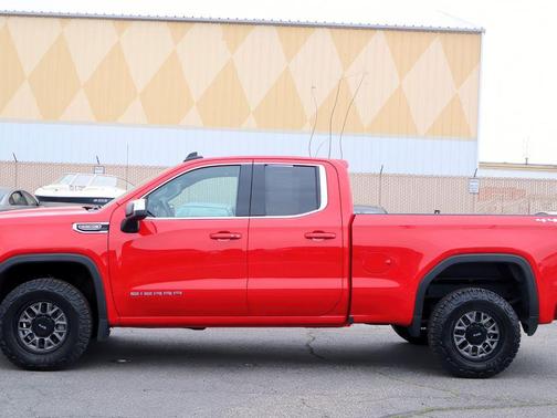 2023 GMC Sierra 1500 SLE