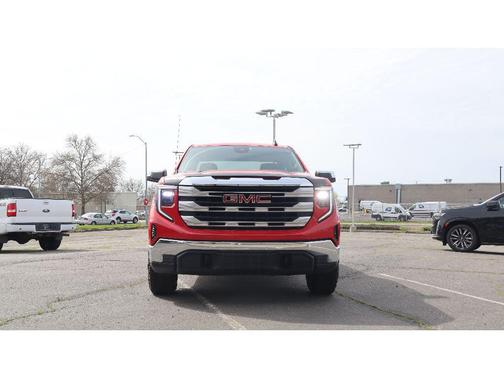 2023 GMC Sierra 1500 SLE