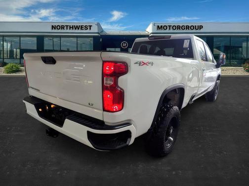 2024 Chevrolet Silverado 3500 LT