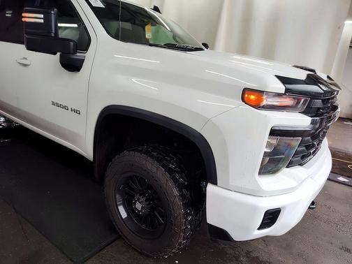 2024 Chevrolet Silverado 3500 LT