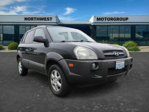 Obsidian Black 2005 Hyundai TUCSON LX