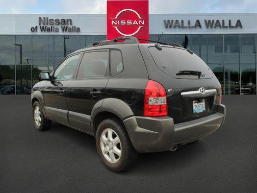 Obsidian Black 2005 Hyundai TUCSON LX