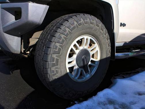 2006 Hummer H3 Base