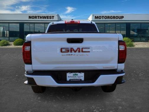 Summit White 2024 GMC Canyon Elevation