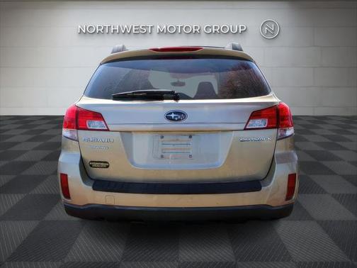 2010 Subaru Outback 2.5 i Premium