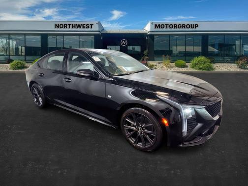 2025 Cadillac CT5 Sport