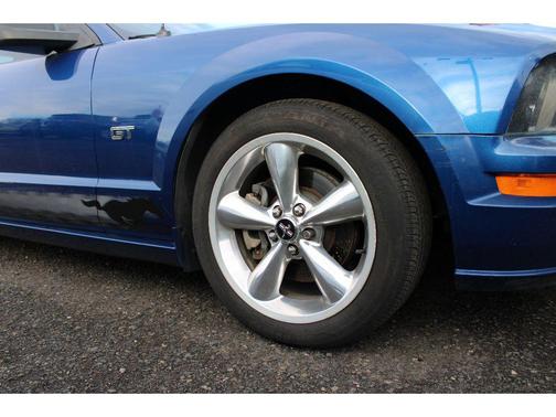 2008 Ford Mustang GT Deluxe