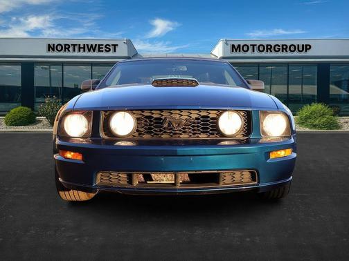 2008 Ford Mustang GT Deluxe