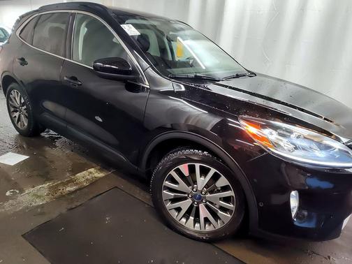 2021 Ford Escape Titanium