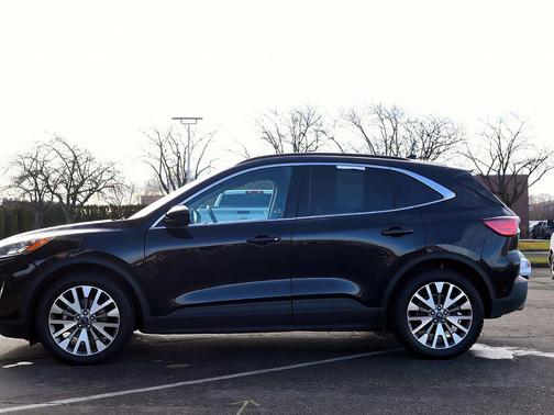 2021 Ford Escape Titanium