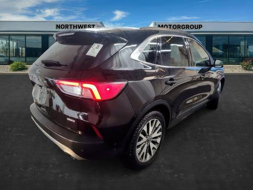 2021 Ford Escape Titanium