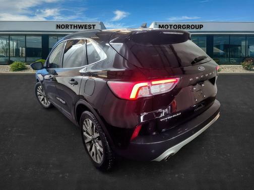 2021 Ford Escape Titanium