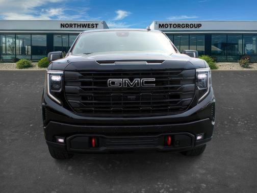 Onyx Black 2022 GMC Sierra 1500 Elevation