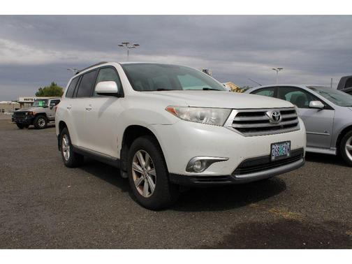 2012 Toyota Highlander SE