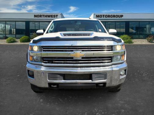 Summit White 2017 Chevrolet Silverado 2500 LT