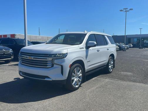 Iridescent Pearl Tricoat 2021 Chevrolet Tahoe High Country