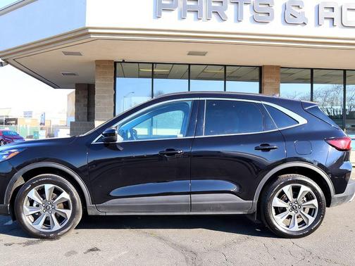 2025 Ford Escape Platinum