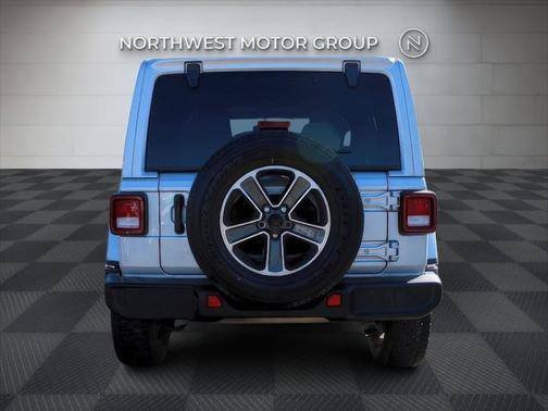 2023 Jeep Wrangler 4-Door Sahara